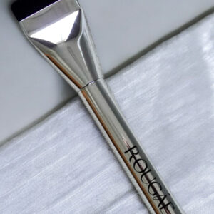 Extremely Flat Foundation Brush