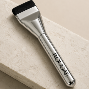THE FLAT-TOP COMPLEXION BRUSH - Thumbnail Image 2